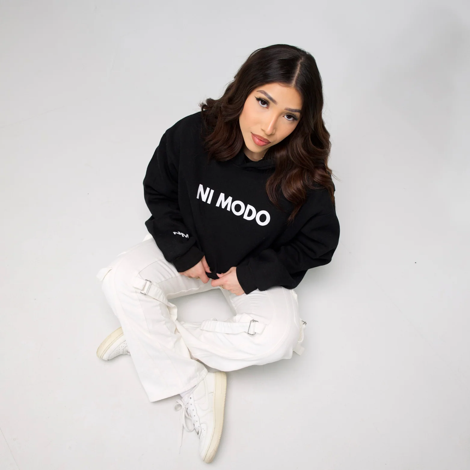 Ni Modo Hoodie - Midnight Black - Image 6