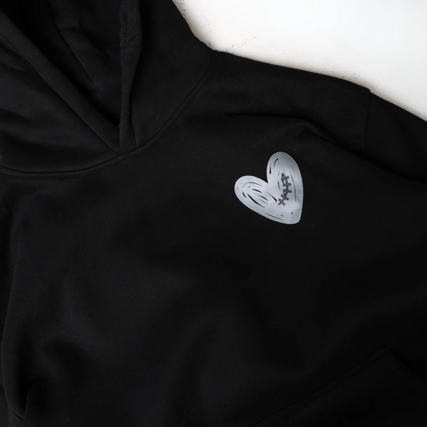 Ni Modo Hoodie - Resilient Heart - Image 5